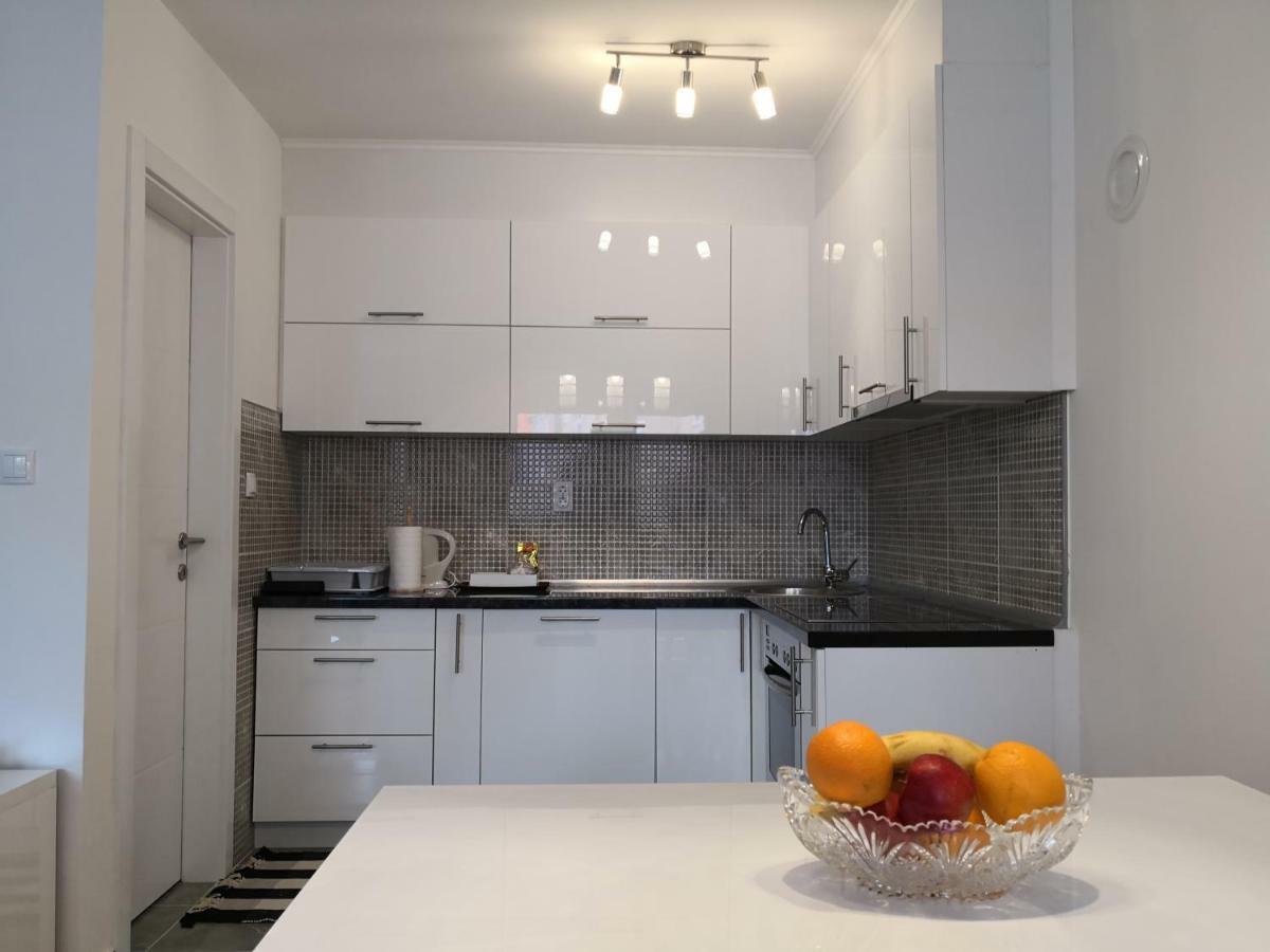 Apartman Gaga Lukavica Luaran gambar