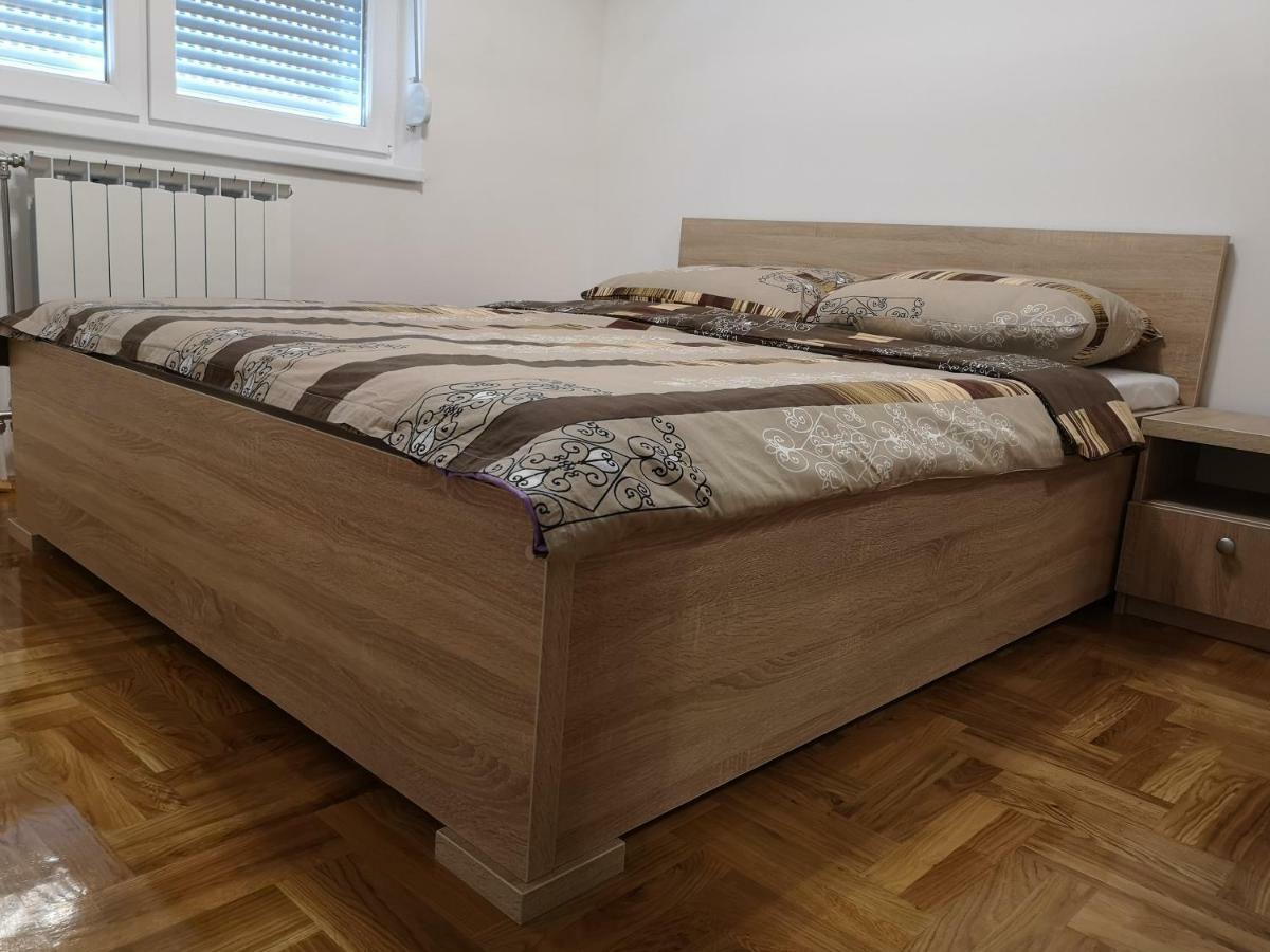 Apartman Gaga Lukavica Luaran gambar