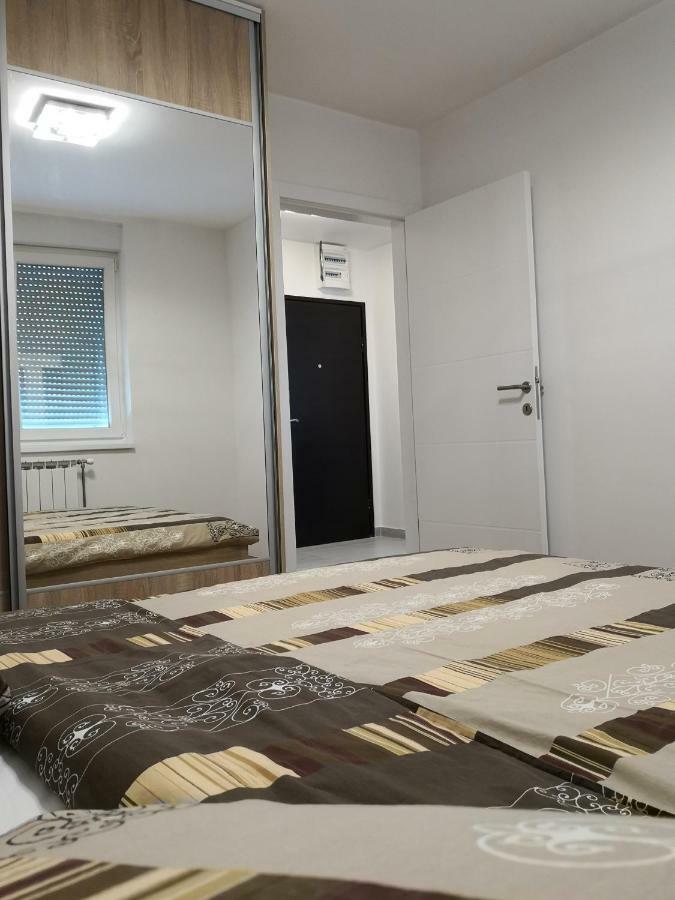 Apartman Gaga Lukavica Luaran gambar