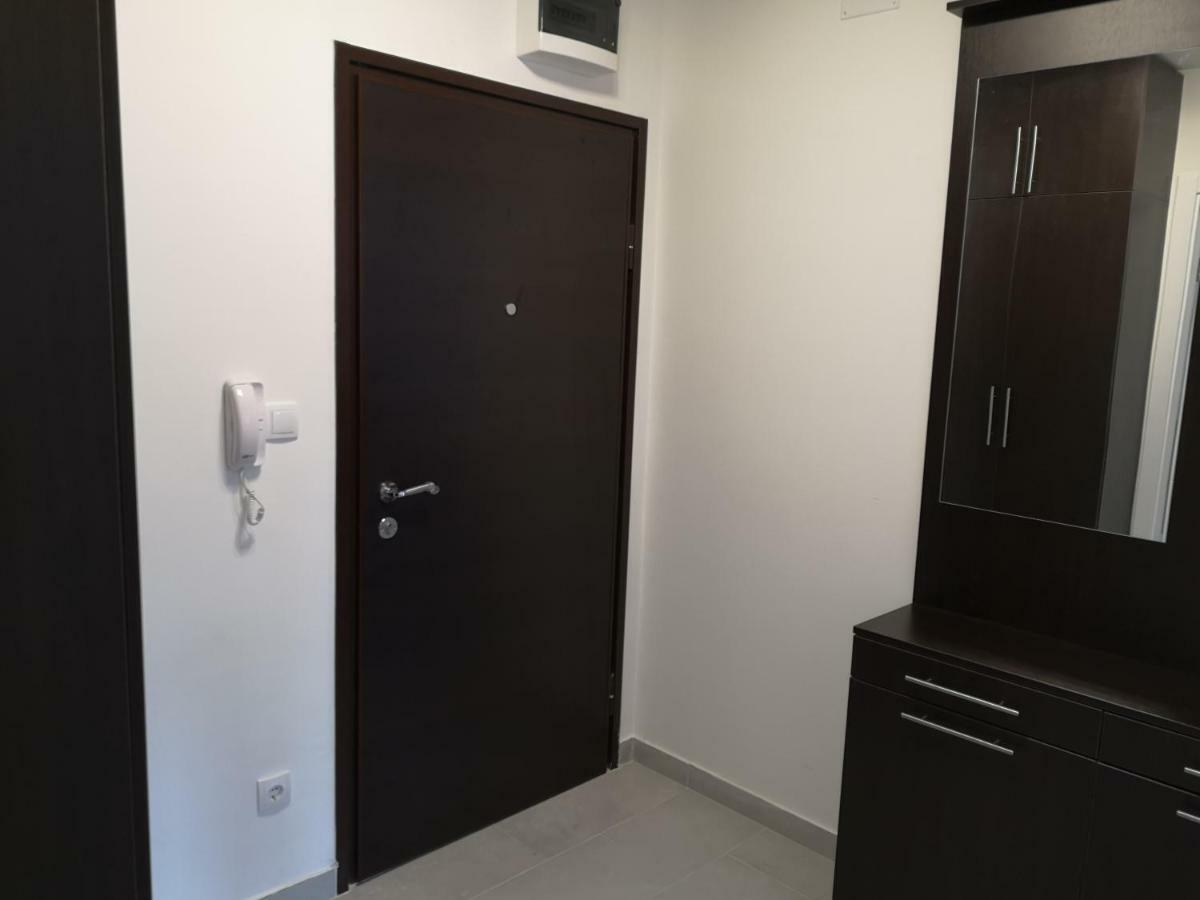 Apartman Gaga Lukavica Luaran gambar