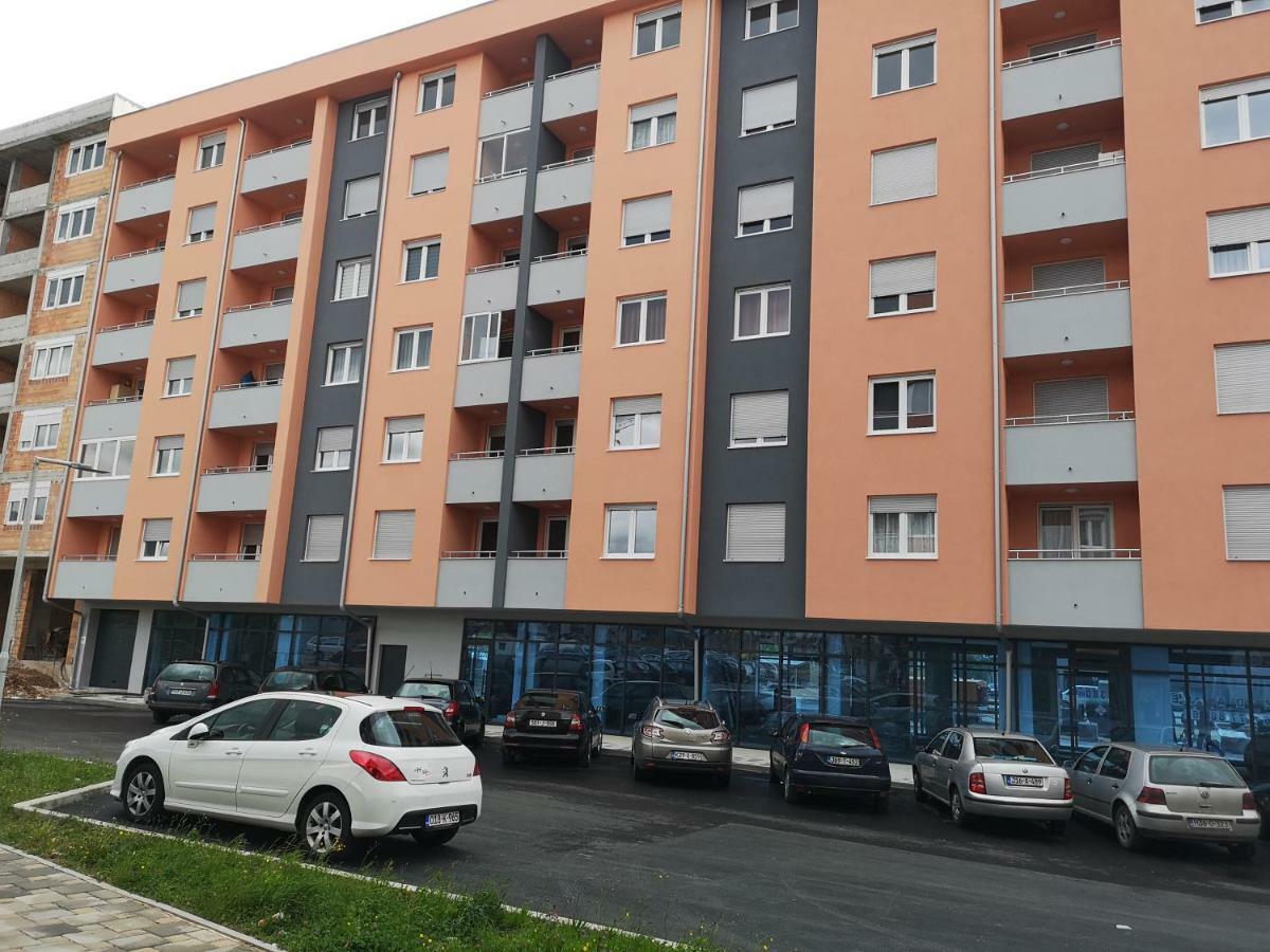 Apartman Gaga Lukavica Luaran gambar