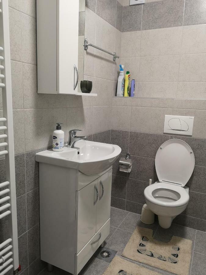 Apartman Gaga Lukavica Luaran gambar
