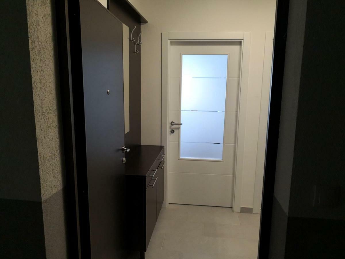 Apartman Gaga Lukavica Luaran gambar